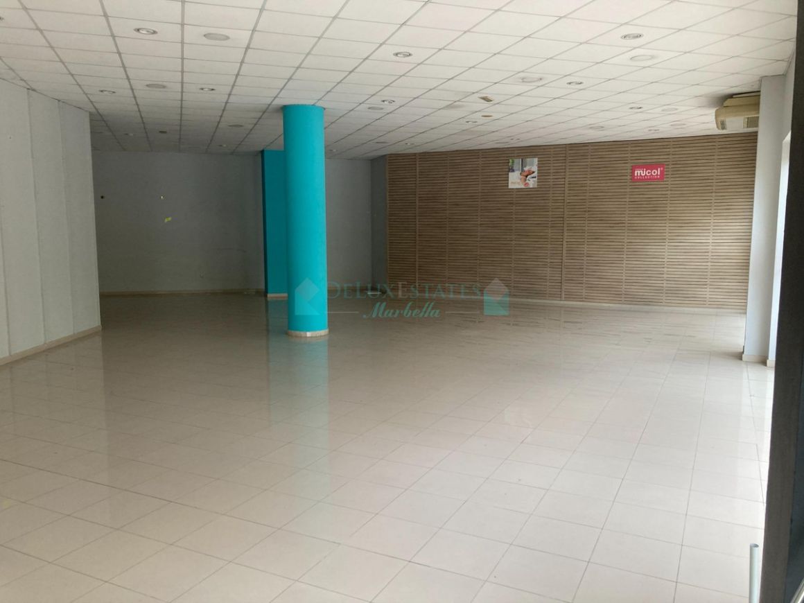 Commercial Premises for sale in Estepona