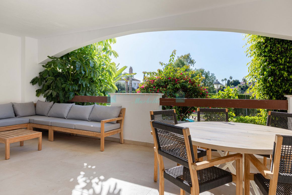 Apartment in Nueva Andalucia