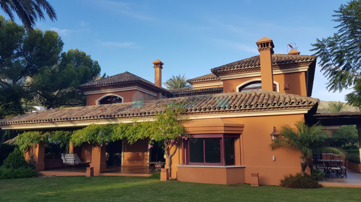 Villa for sale in  Sierra Blanca, Marbella Golden Mile