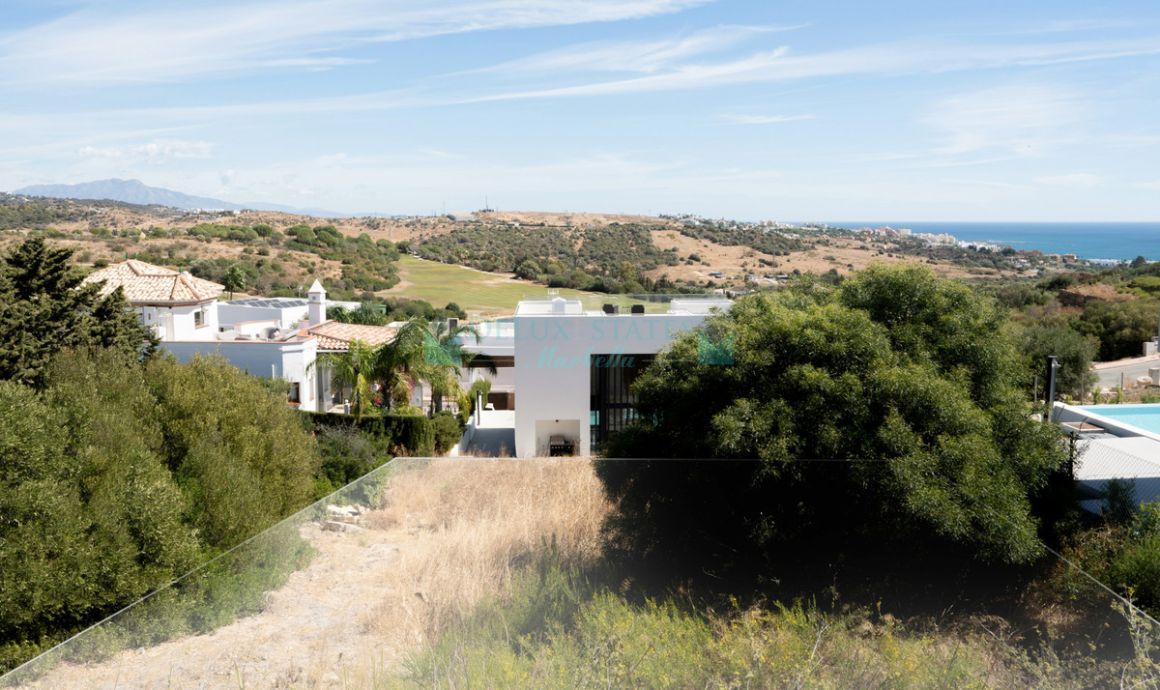 Plot for sale in  Valle Romano, Estepona