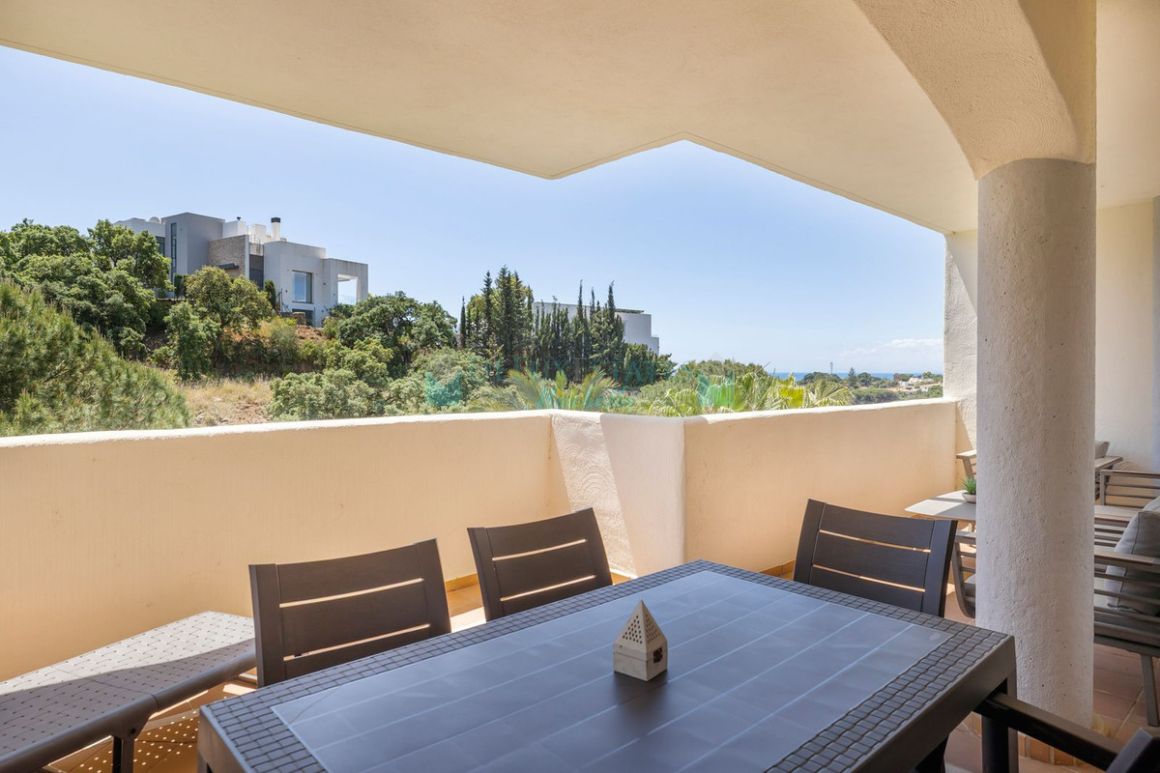 Apartamento en venta en  Elviria, Marbella Este