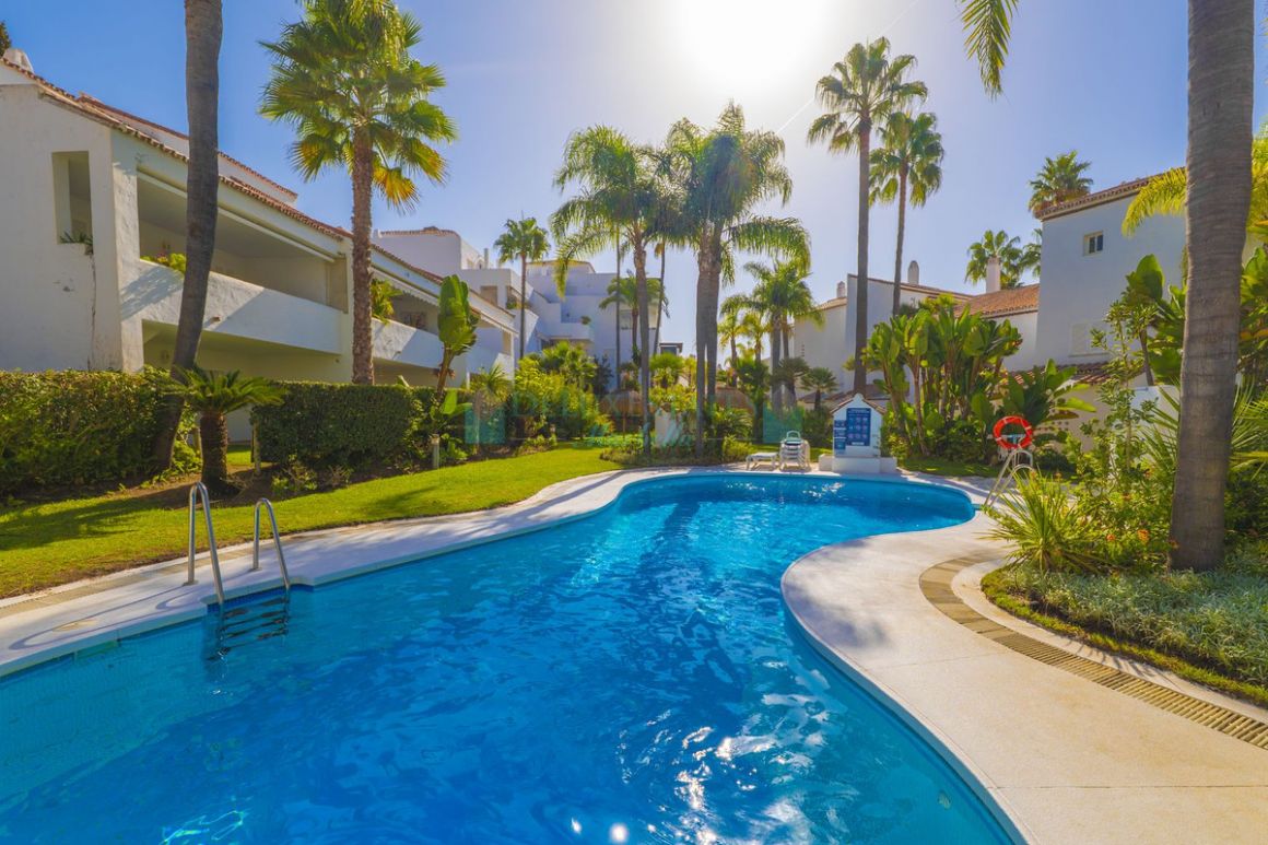 Town House for sale in  Bahia de Marbella, Marbella East