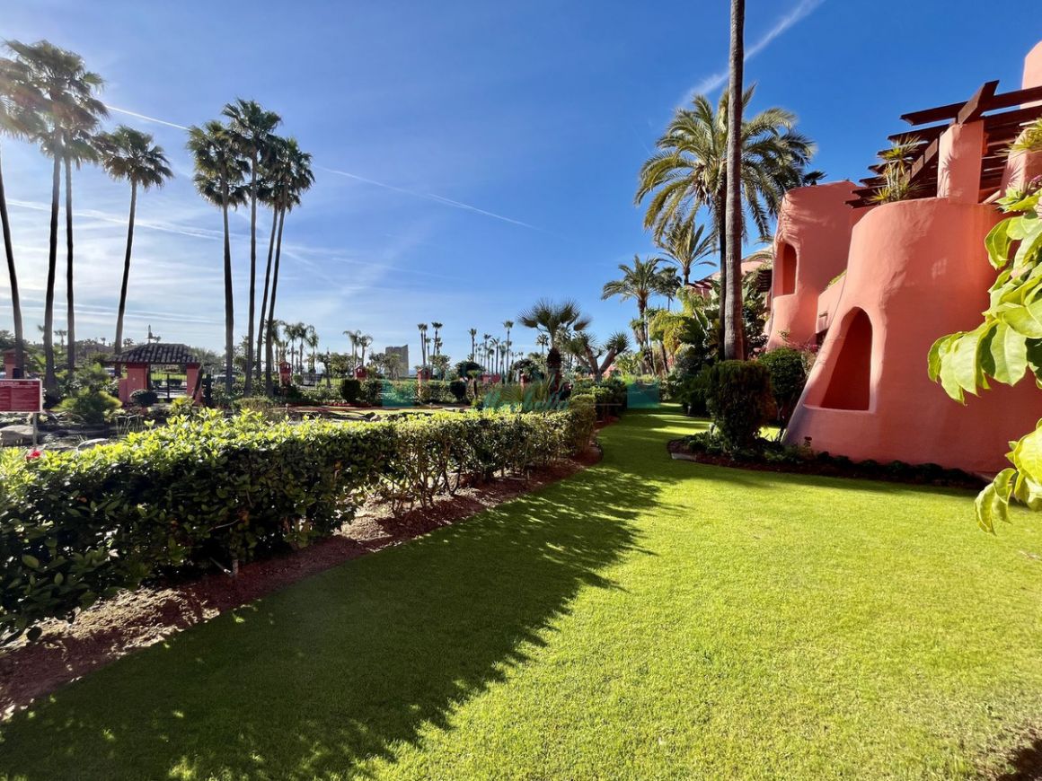 Ground Floor Apartment in Estepona