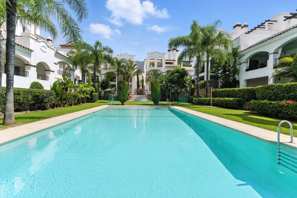 Apartamento en alquiler en  Nagüeles, Marbella Golden Mile