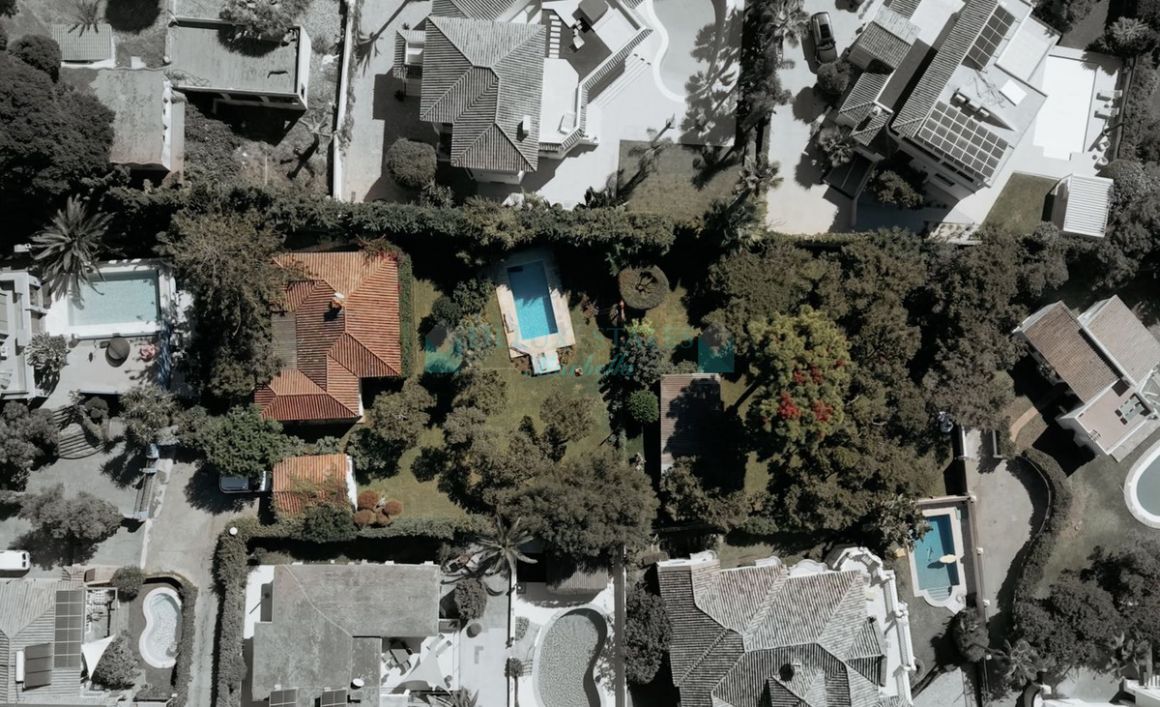 Villa in Marbesa, Marbella East