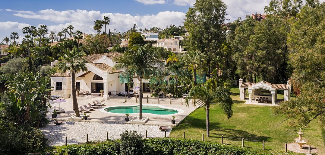 Villa in Nueva Andalucia