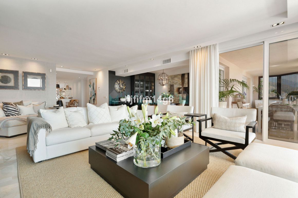 Apartment for sale in Nueva Andalucia