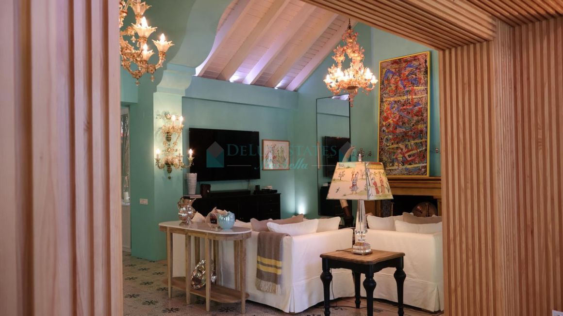 Villa for sale in Marbella Golden Mile