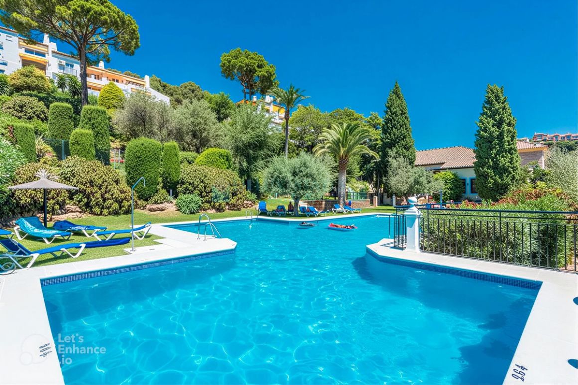 Apartment for sale in Benahavis