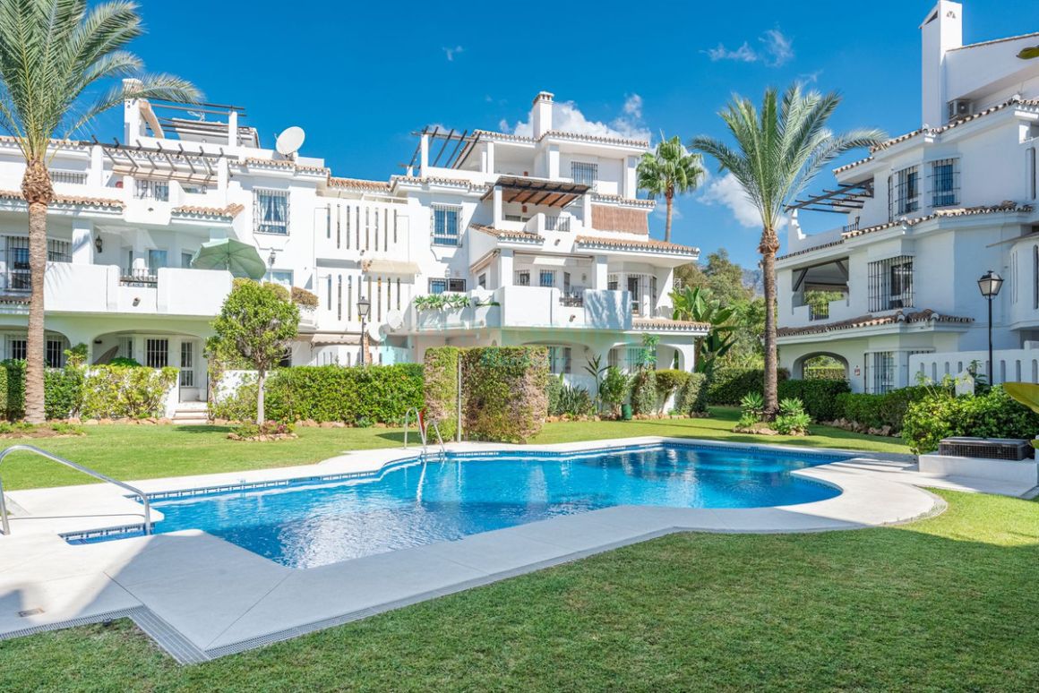Apartamento Planta Baja en venta en Nueva Andalucia