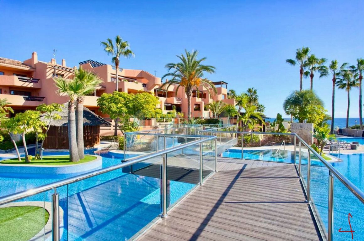 Ground Floor Apartment for sale in Estepona