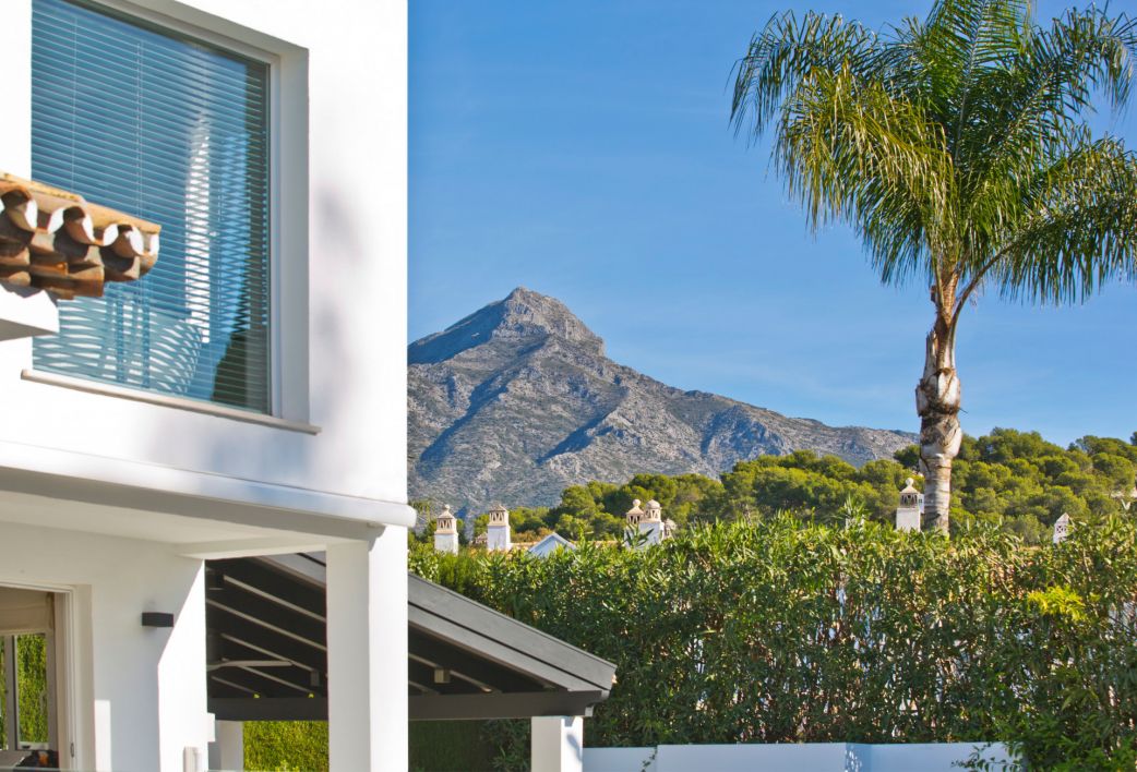 The Safest Gated Communities in Marbella (2026 Guide) 10 B98Le8~d7M9toHMvTjgme8OZa3VM~MdHztIxQSBCr M2nO0XJvs1yfmRhUcj7oK JqhvgG BLysyH5F82ntJOdsS2iHIRkmhhRQ9e4lDMlJyWUxOjPFoX7AHTmdq5LmTrjun8EocUSk88w