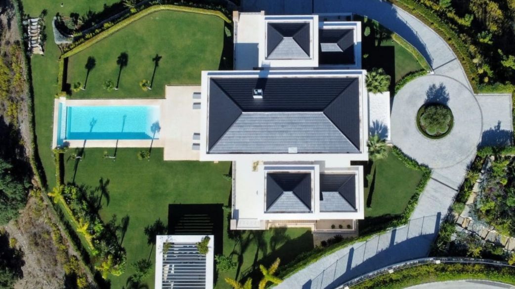 build a villa in Marbella