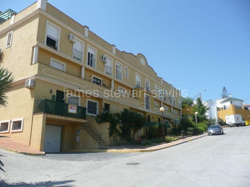 Town House for sale in Guadiaro - Guadiaro Town House