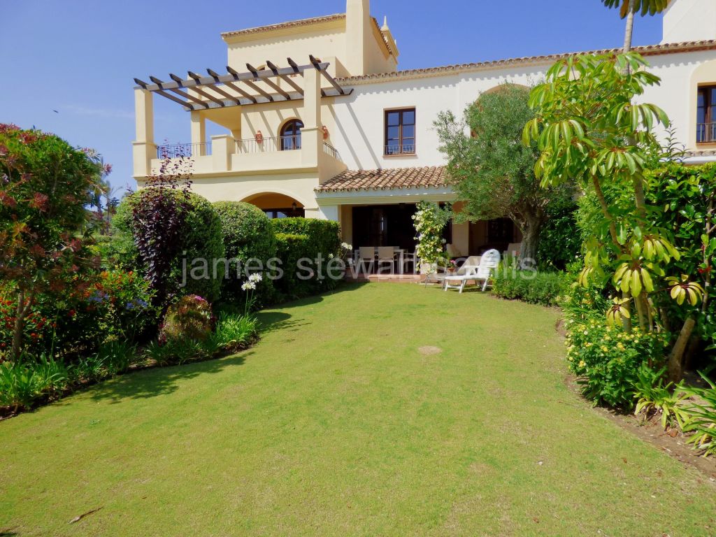 Town Houses For Sale In Sotogrande Spain