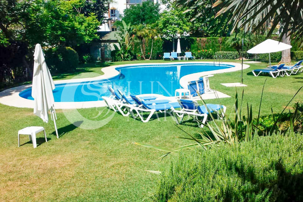 Apartamento Planta Baja en alquiler en La Caridad, Marbella Golden Mile