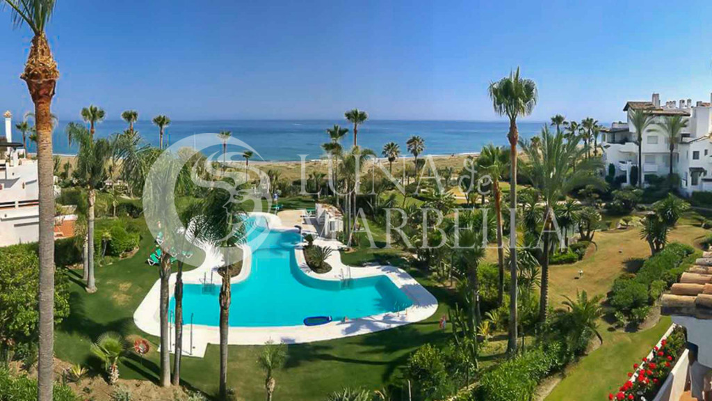 Apartment for sale in Estepona