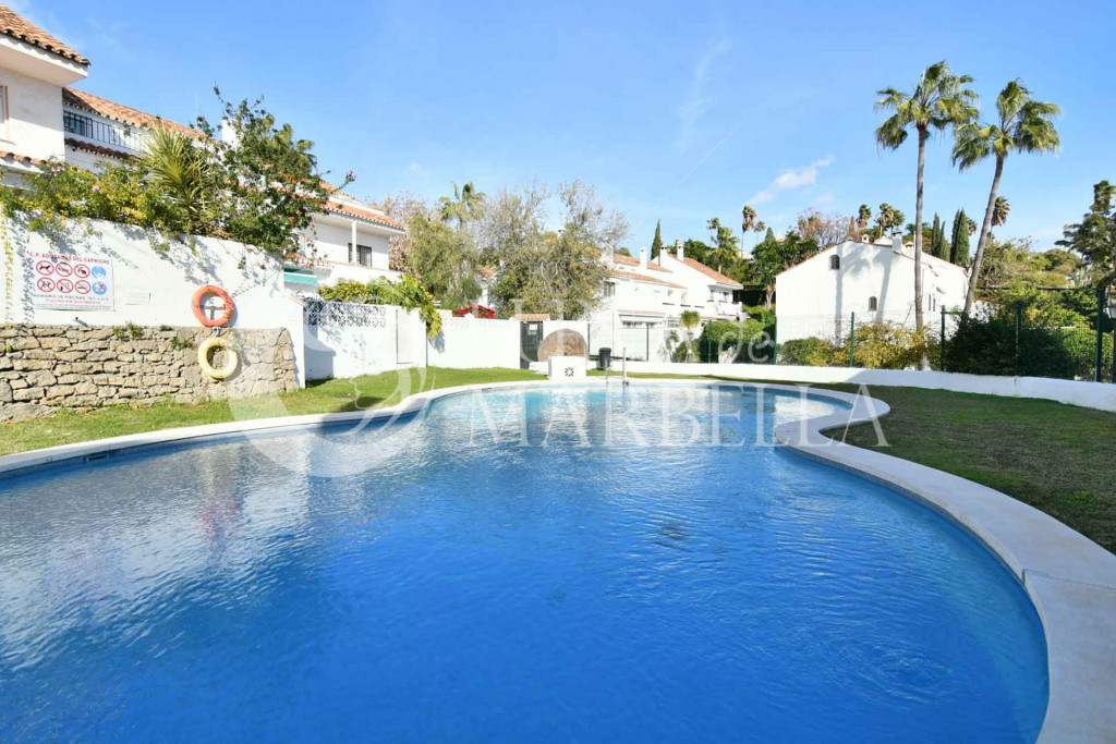 Town House for sale in Marbella Golden Mile