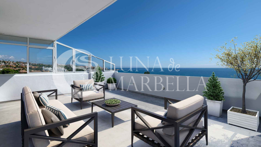 Penthouse for sale in Estepona