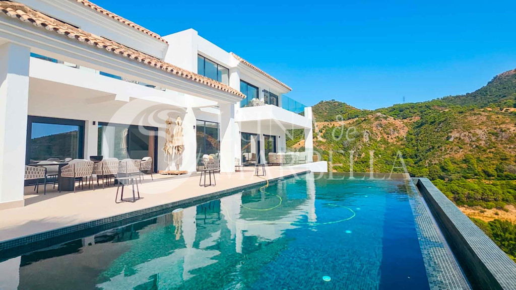Villa en venta en Benahavis