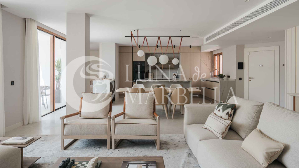 Apartment for sale in Nueva Andalucia