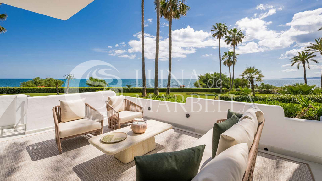 Apartment for sale in Estepona