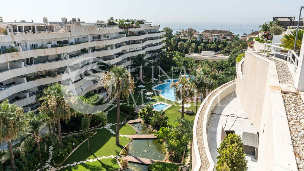 Penthouse for sale in Marbella - Puerto Banus