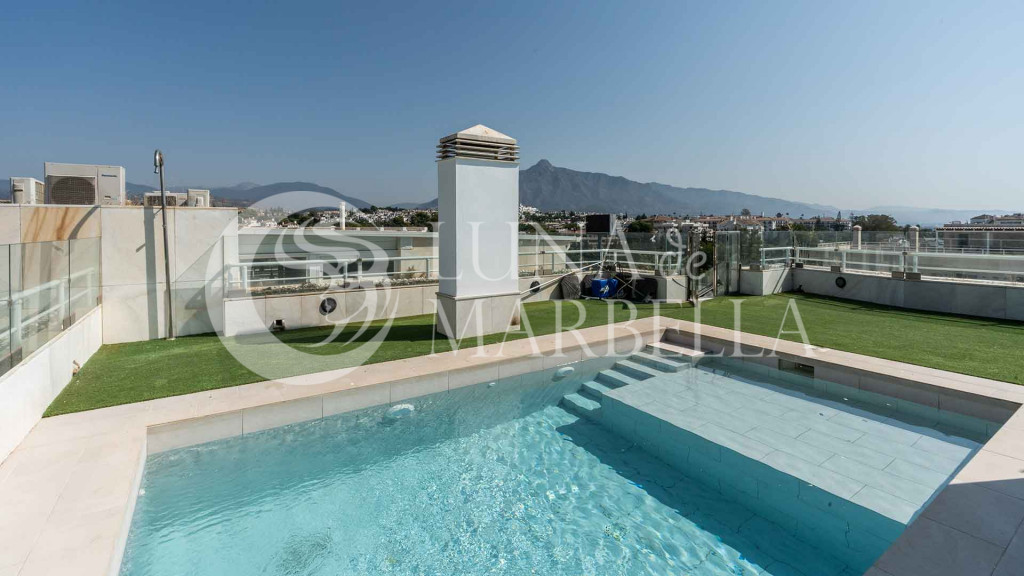 Ático en alquiler en El Embrujo Banús, Marbella - Puerto Banus