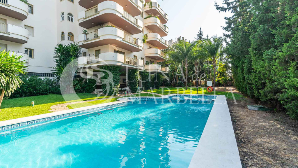 Apartment for sale in Nueva Andalucia