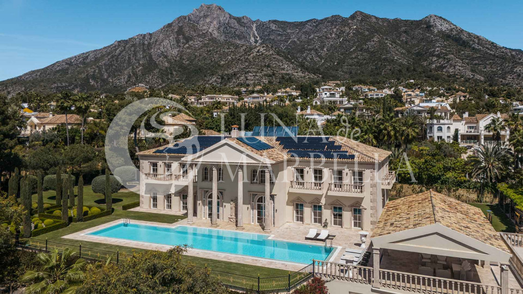 Villa for sale in Marbella Golden Mile