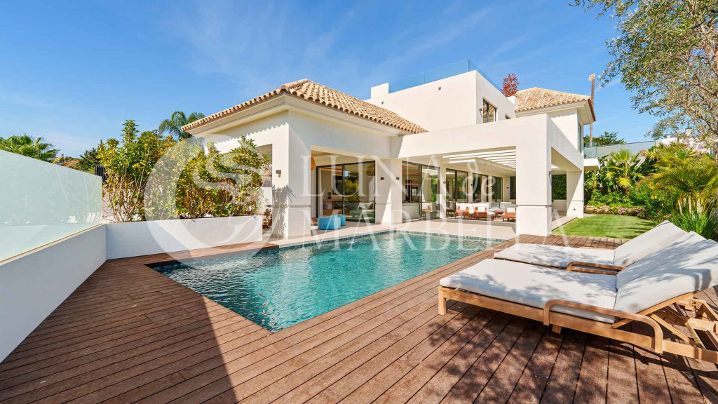 Villa for sale in San Pedro de Alcantara