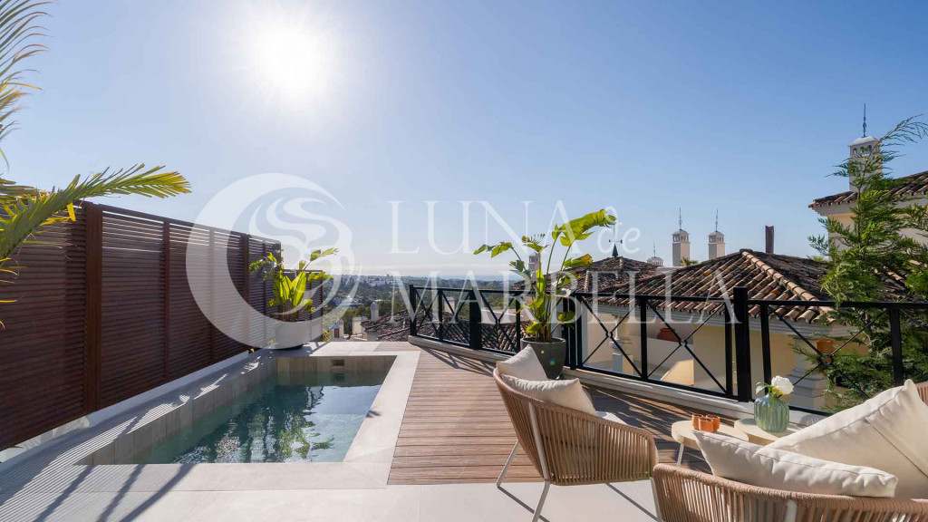 Apartment for sale in Nueva Andalucia