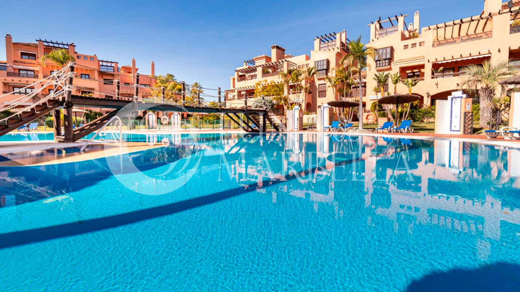 Apartment for sale in Estepona