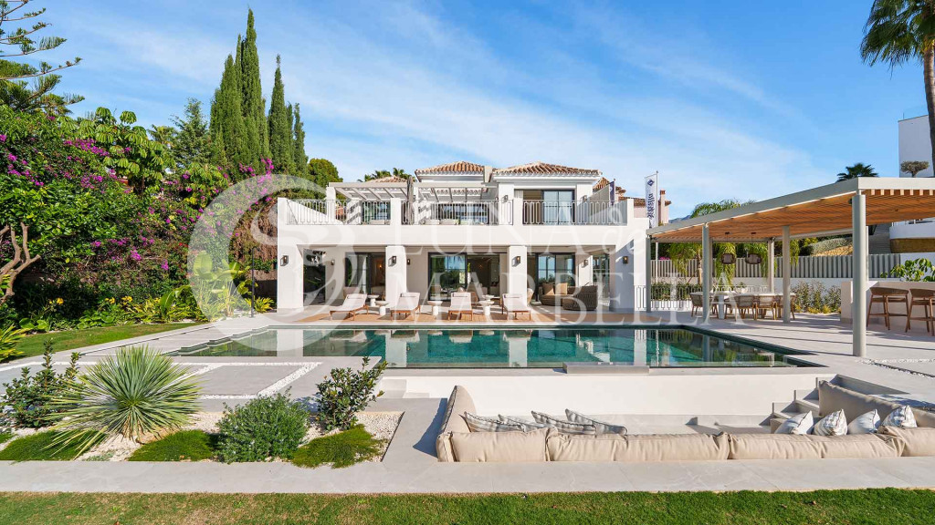 Villa en venta en Benahavis