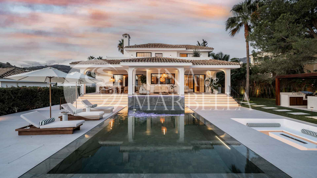 Villa en venta en Nueva Andalucia