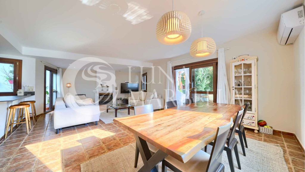 Adosado en venta en Benahavis