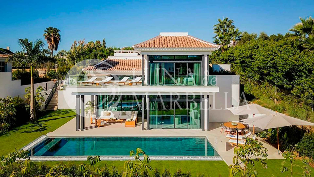 Villa for sale in Marbella Golden Mile
