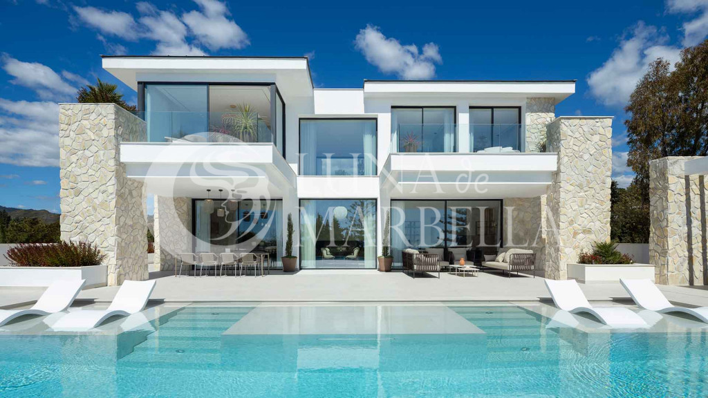 Villa en venta en Benahavis