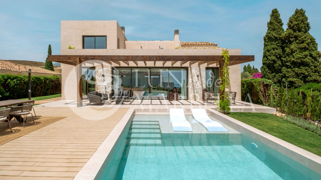 Villa en venta en Benahavis