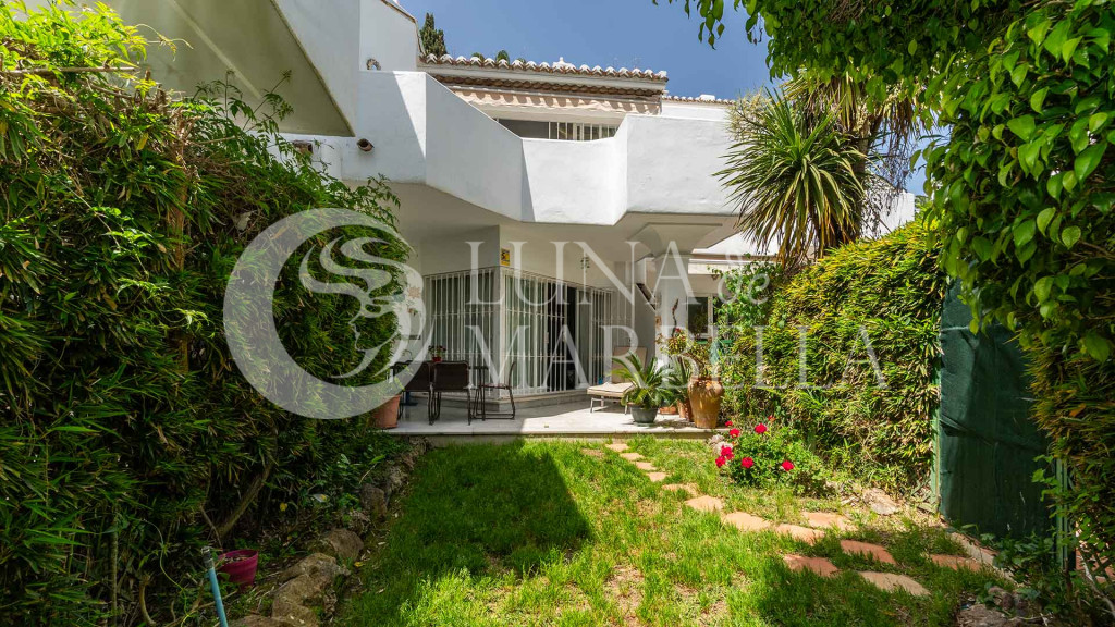 Adosado en venta en Marbella Golden Mile