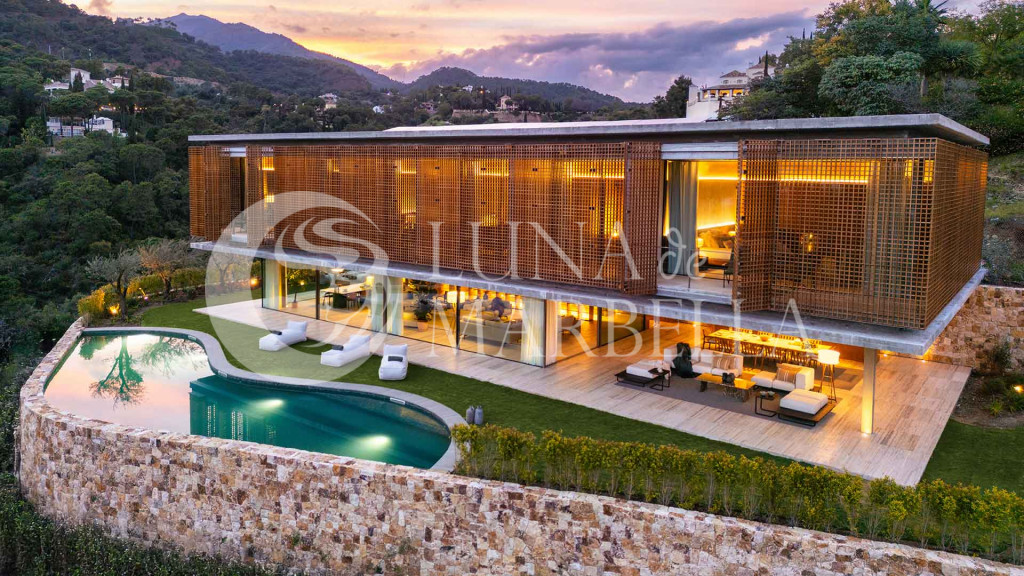 Villa en venta en Benahavis