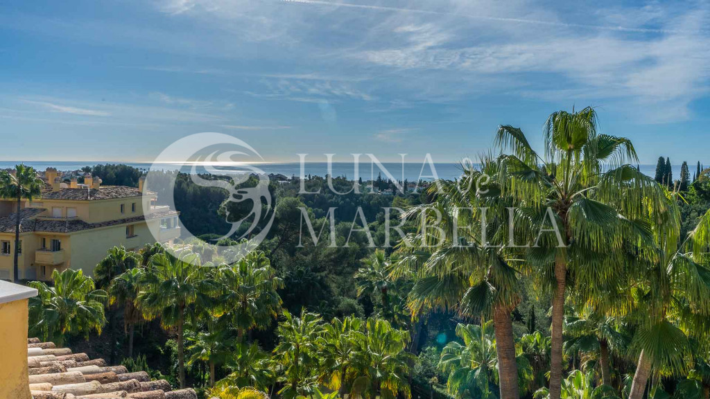 Penthouse for sale in Marbella Golden Mile