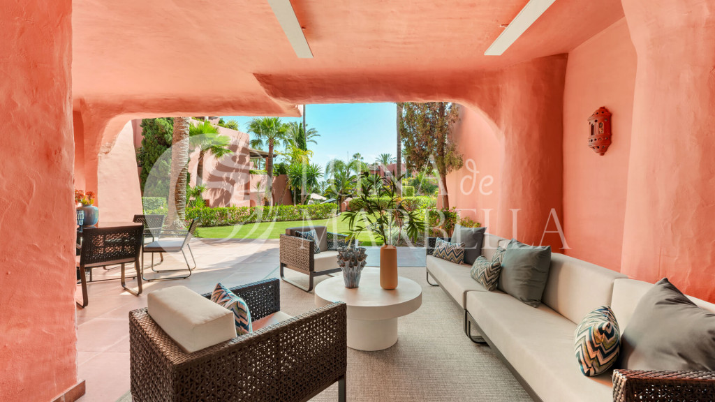 Ground Floor Apartment for sale in Estepona
