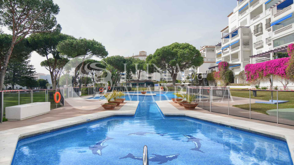 Apartment for rent in Playas del Duque, Marbella - Puerto Banus