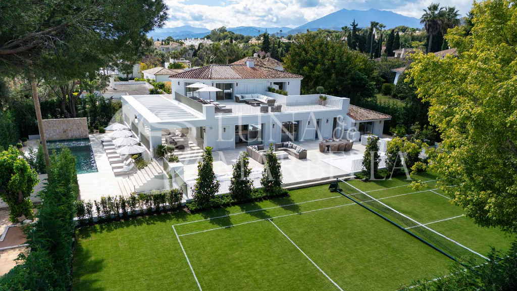 Villa en venta en Marbella Golden Mile
