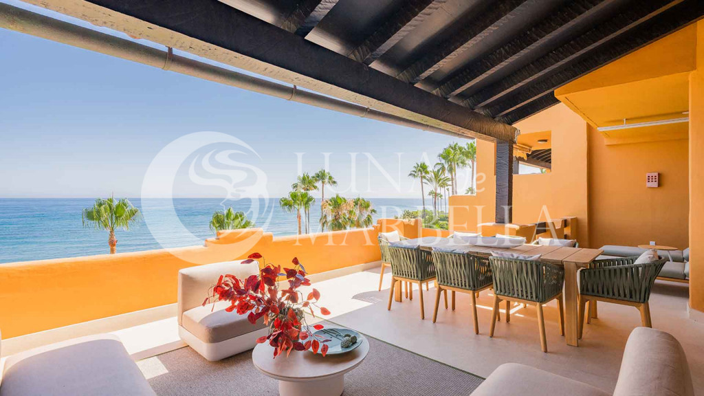 Apartment for sale in Estepona