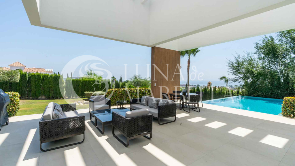 Villa en venta en Benahavis