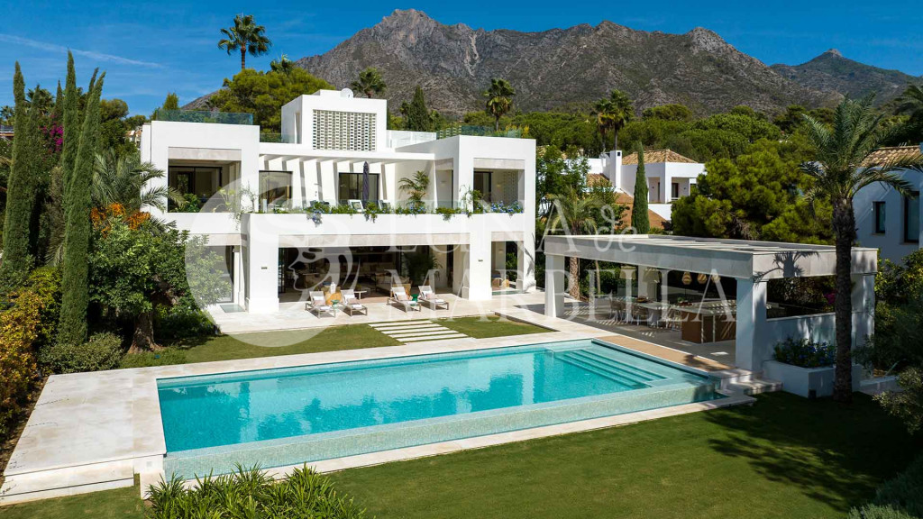 Villa en venta en Marbella Golden Mile