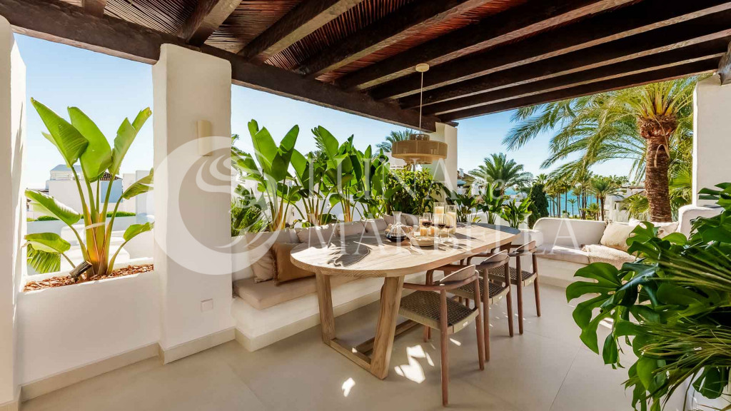 Penthouse for sale in Estepona