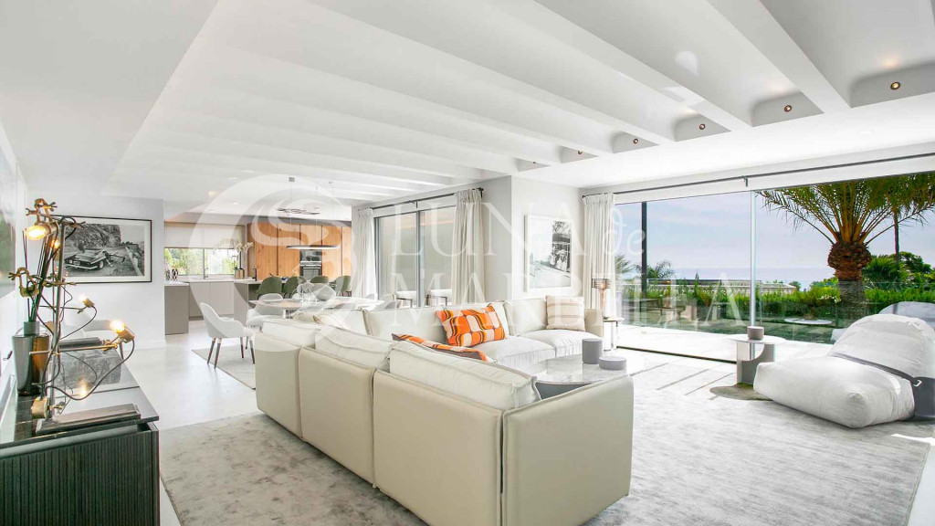 Villa for sale in Marbella Golden Mile